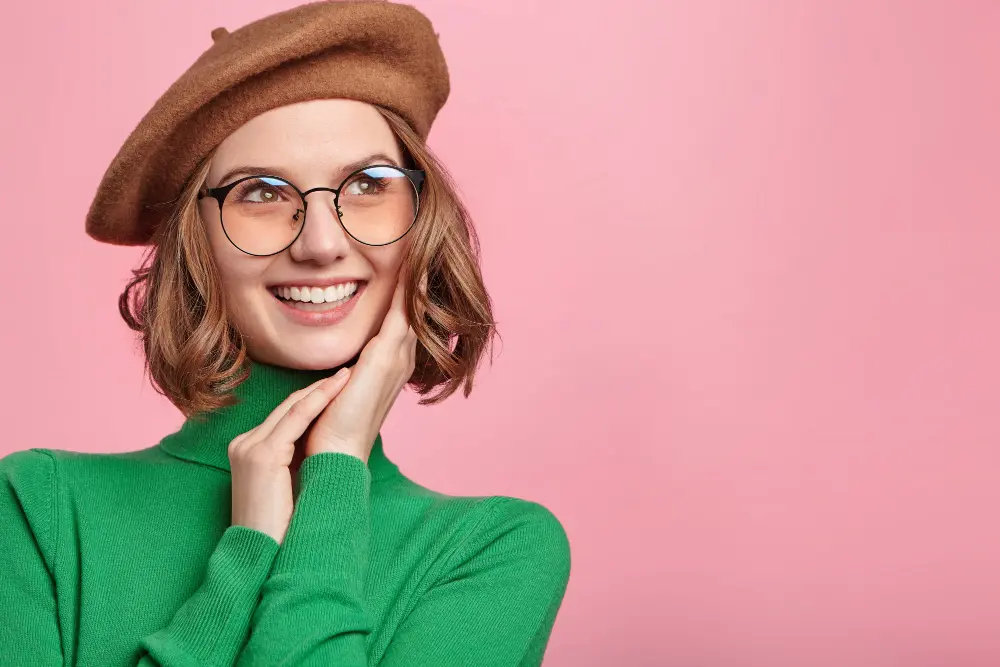Como escolher óculos de grau feminino que combine com seu rosto